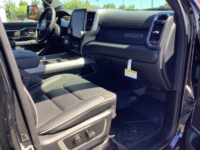 New 2026 RAM 1500 Laramie AWD/4WD image 41