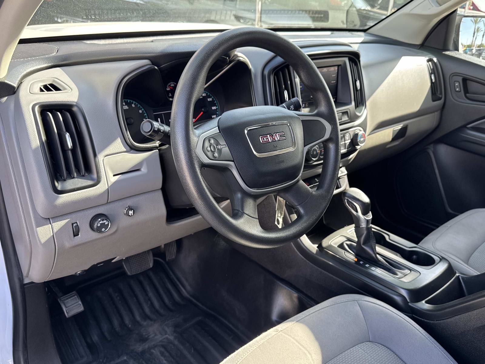 Used 2022 GMC Canyon Elevation Standard w/ Convenience Package image 2