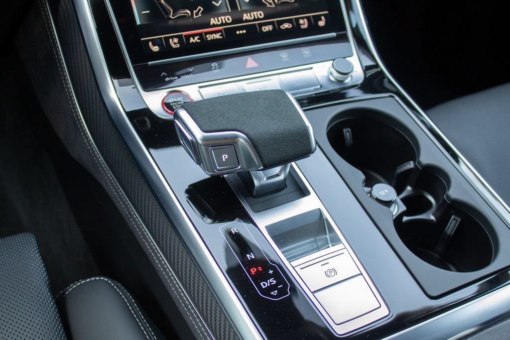 Used 2025 Audi RS Q8 performance AWD/4WD image 21