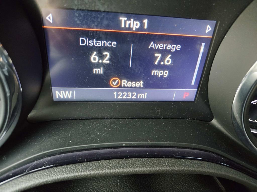 Used 2022 Buick Encore GX Select w/ Sport Touring Package image 21