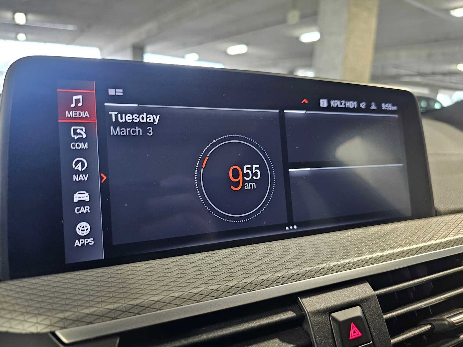 Used 2021 BMW X4 xDrive30i w/ M Sport Package image 14