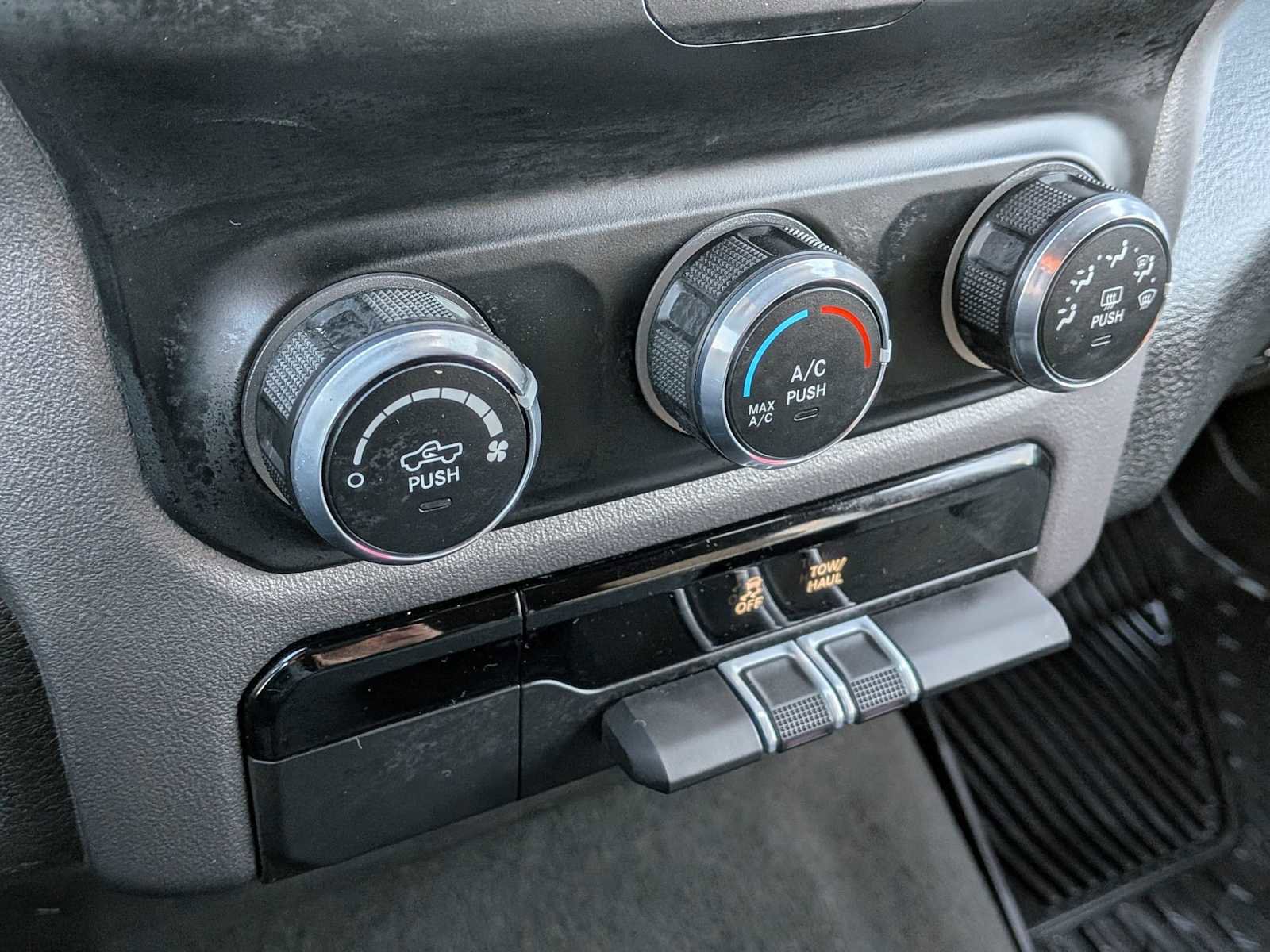 Used 2022 RAM 1500 Big Horn image 27