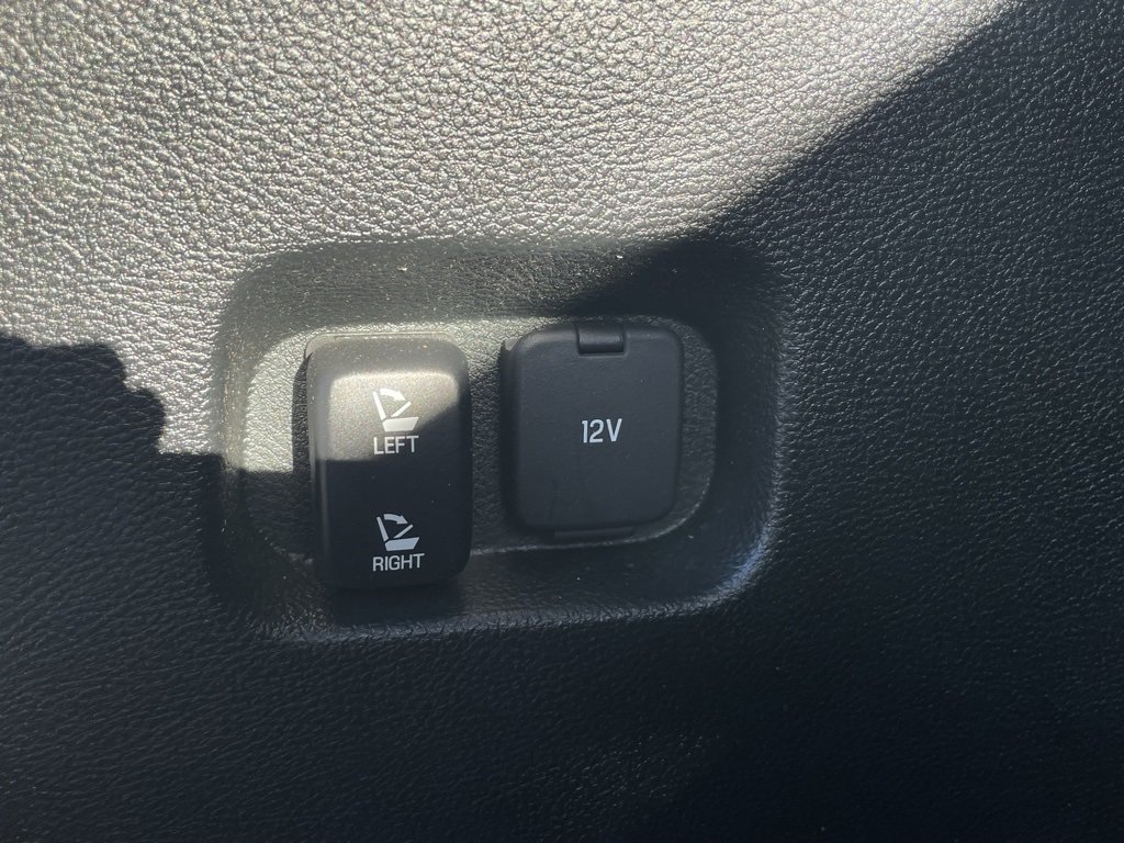 Used 2022 Ford Edge SEL w/ Convenience Package image 17