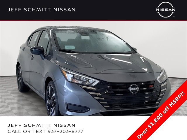 New 2025 Nissan Versa SR w/ Trunk Package