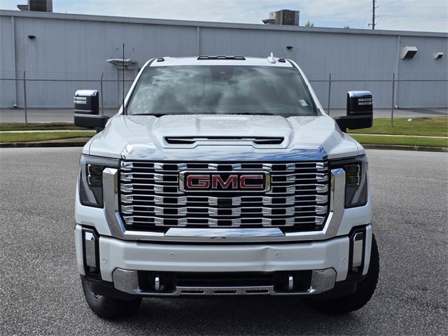 Used 2025 GMC Sierra 2500 Denali w/ Denali Reserve Package image 2