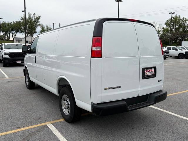 New 2026 Chevrolet Express 2500 w/ Driver Convenience Package RWD image 4