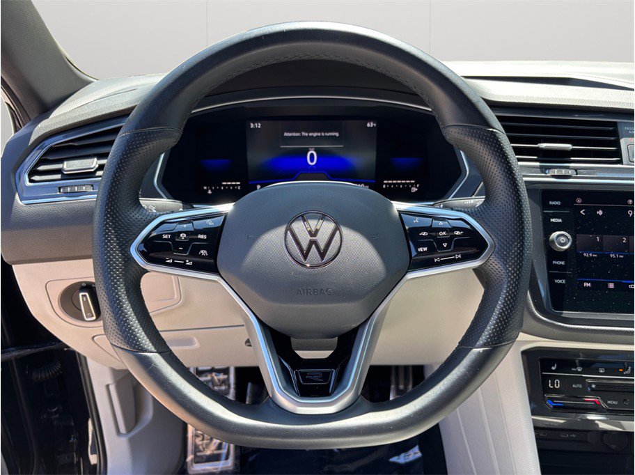 Used 2022 Volkswagen Tiguan SE R-Line FWD image 24