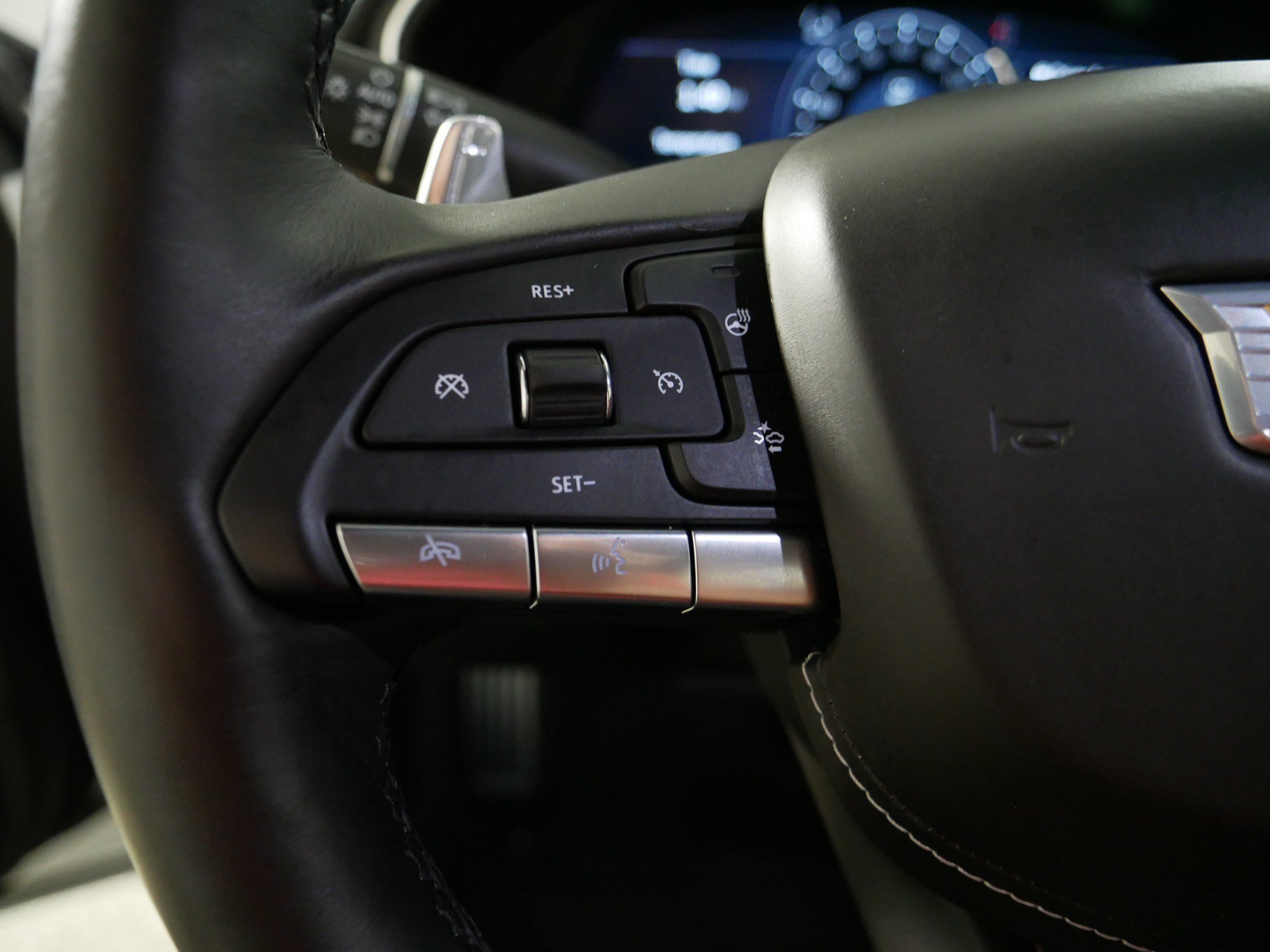 Used 2023 Cadillac CT5 V w/ Premium Package RWD image 27