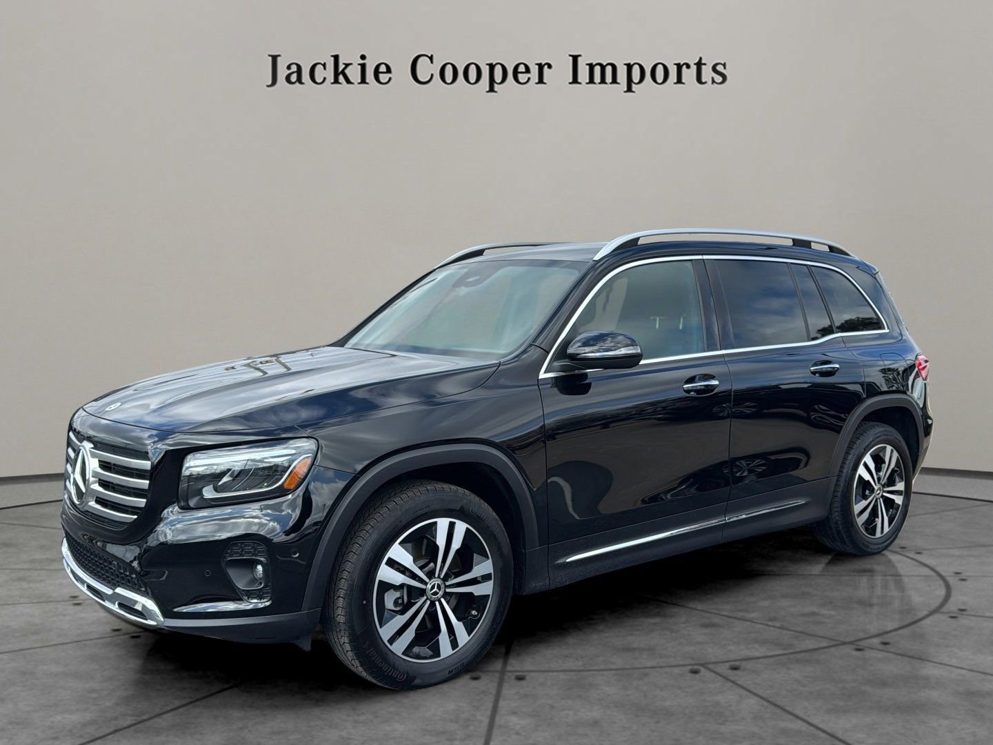 Certified 2025 Mercedes-Benz GLB 250 image 1