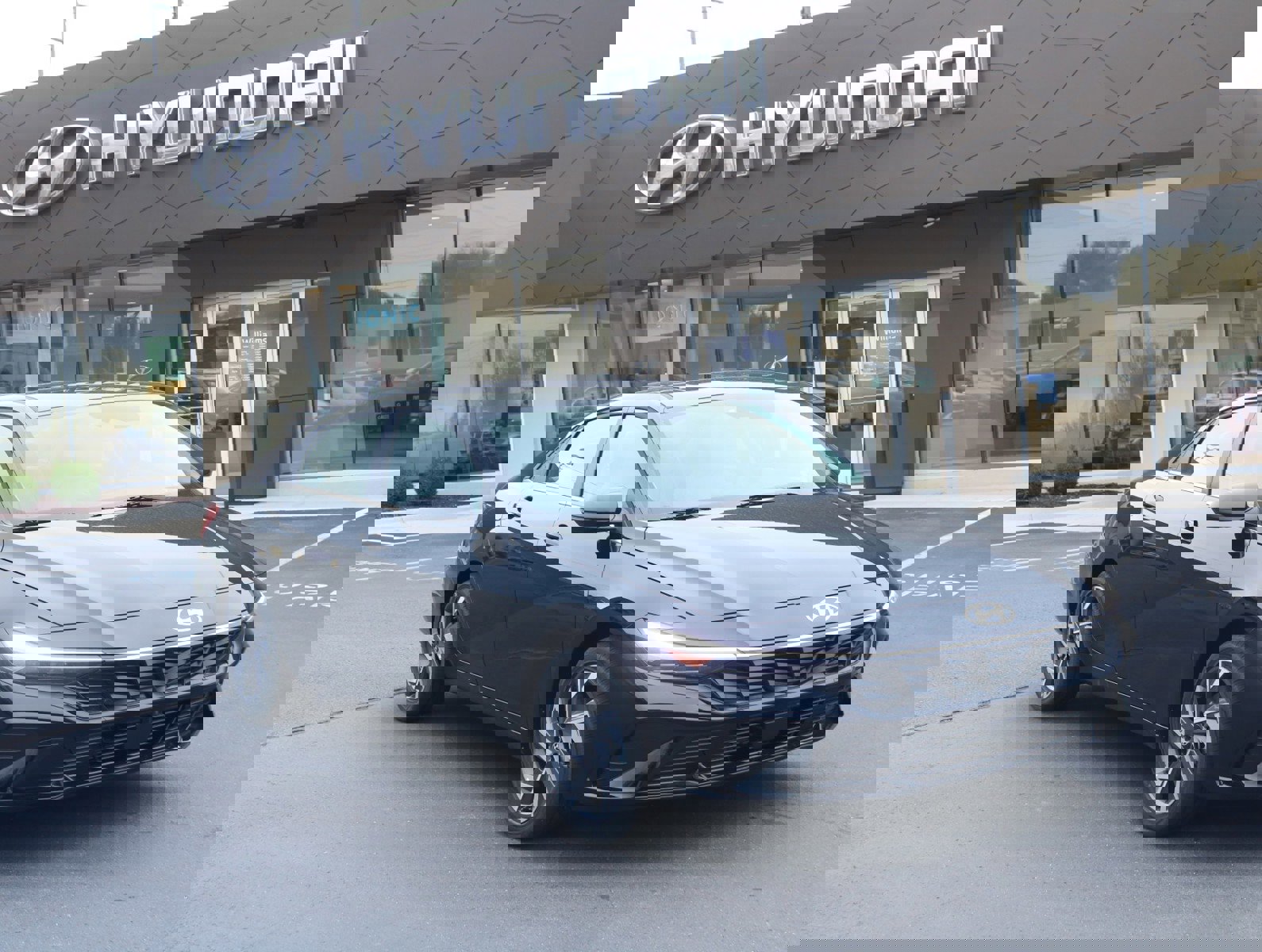 New 2025 Hyundai Elantra Limited