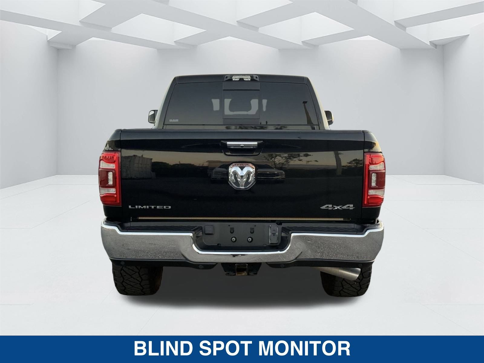 Used 2022 RAM 3500 Limited image 5