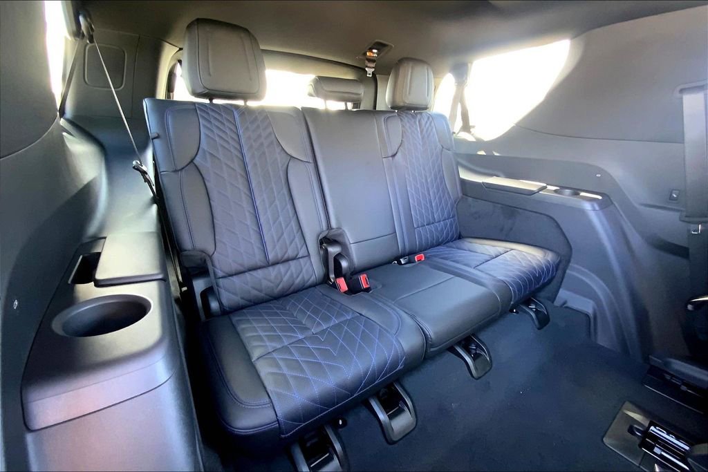 New 2026 Cadillac Escalade IQL Luxury image 30