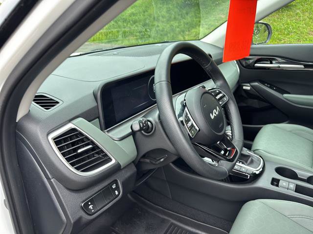 Used 2024 Kia Seltos SX w/ SX Sunroof Package AWD/4WD image 13