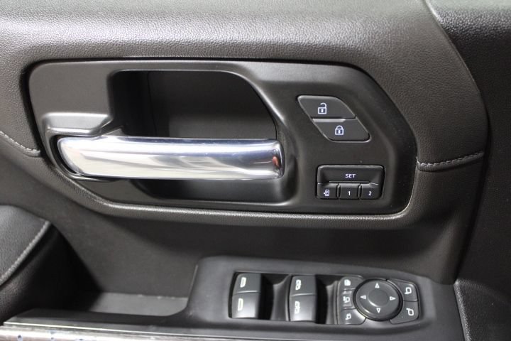 Used 2023 Chevrolet Silverado 2500 LTZ w/ LTZ Plus Package AWD/4WD image 19
