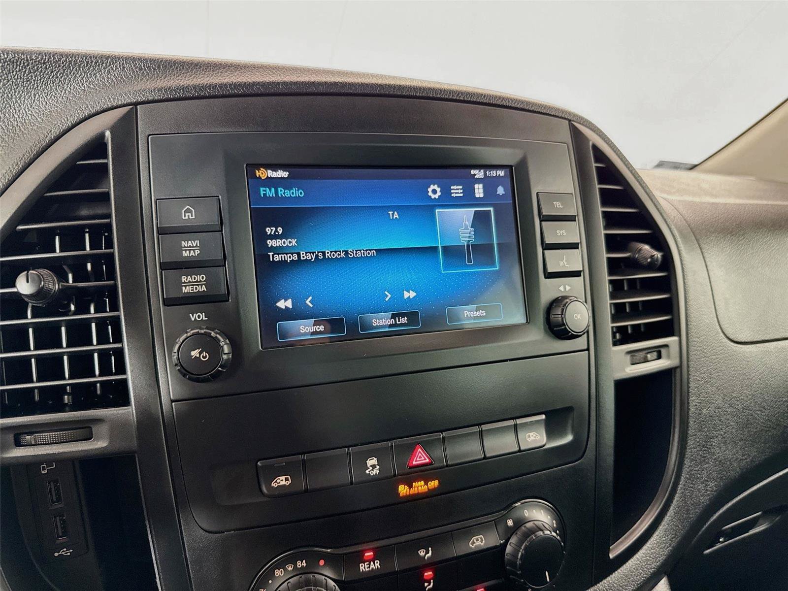 Used 2022 Mercedes-Benz Metris Passenger image 18
