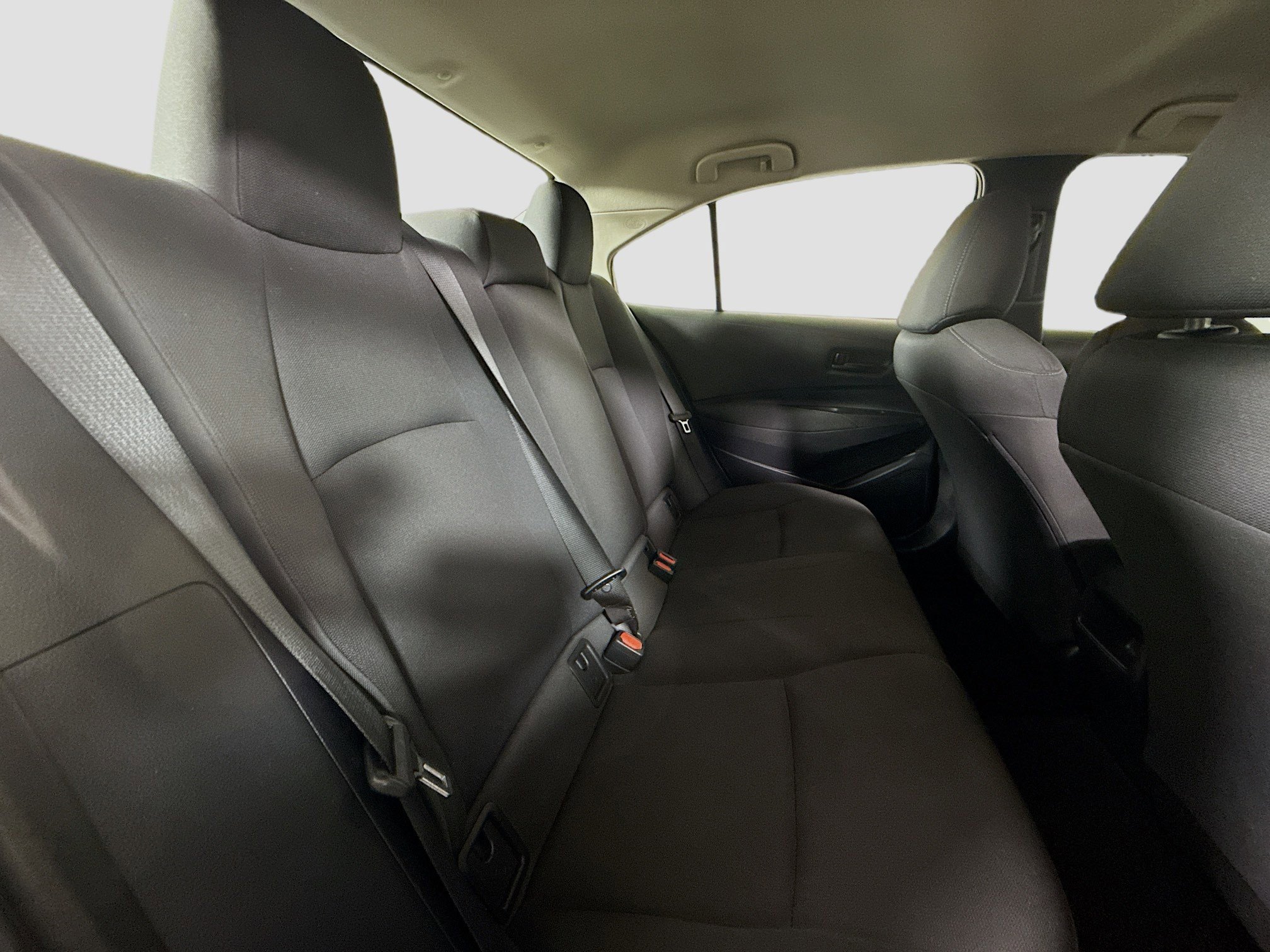 Used 2022 Toyota Corolla LE image 26