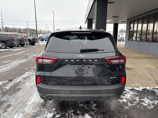 Used 2025 Ford Escape ST-Line Select image 6
