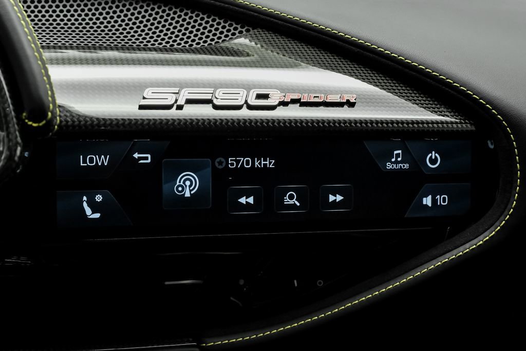 Used 2022 Ferrari SF90 Spider AWD/4WD image 28