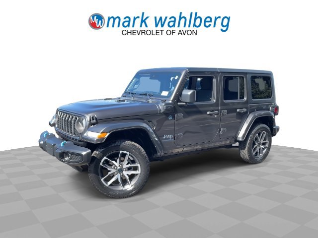 Used 2024 Jeep Wrangler Unlimited w/ Convenience Group AWD/4WD image 4
