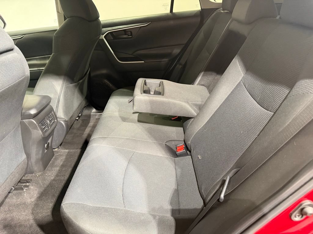 Certified 2023 Toyota RAV4 LE AWD/4WD image 19
