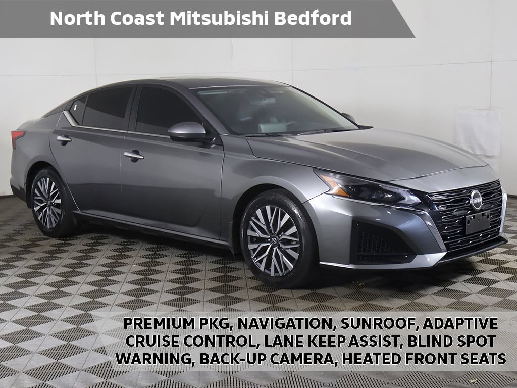Used 2023 Nissan Altima 2.5 SV w/ SV Premium Package