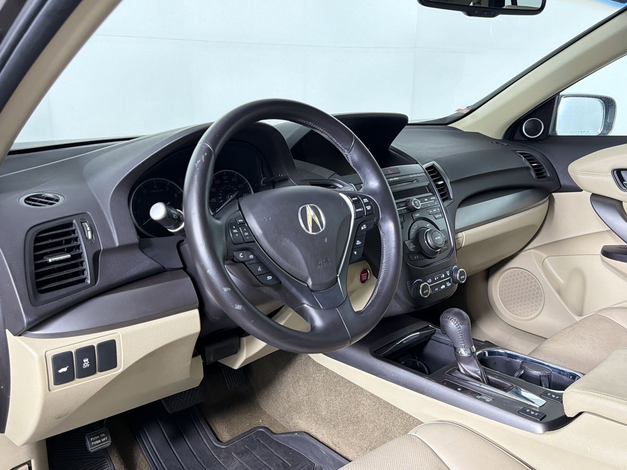 Used 2014 Acura RDX AWD w/ Technology Package image 3