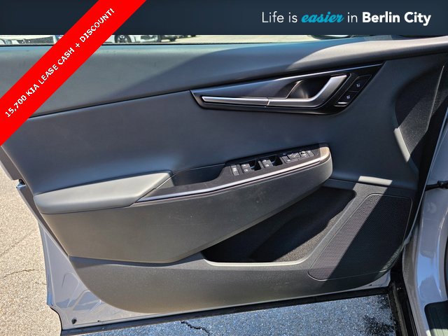 New 2025 Kia EV6 Wind image 25