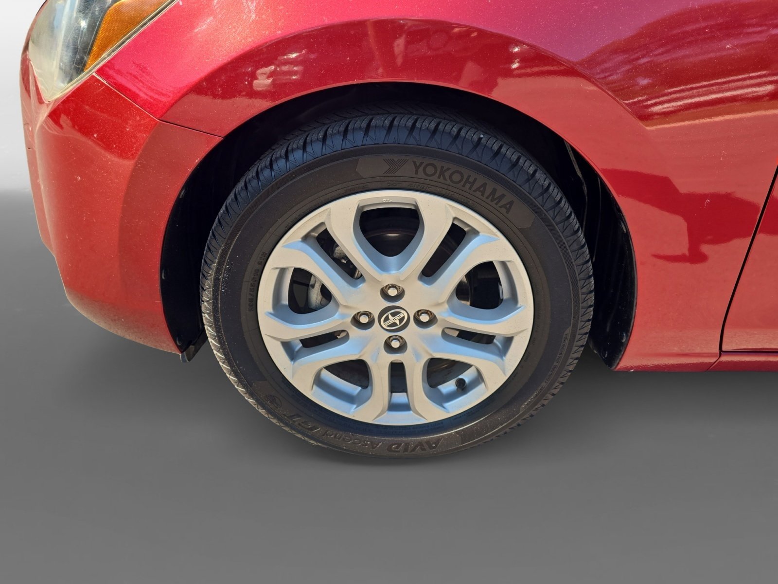 Used 2016 Scion iA FWD image 9
