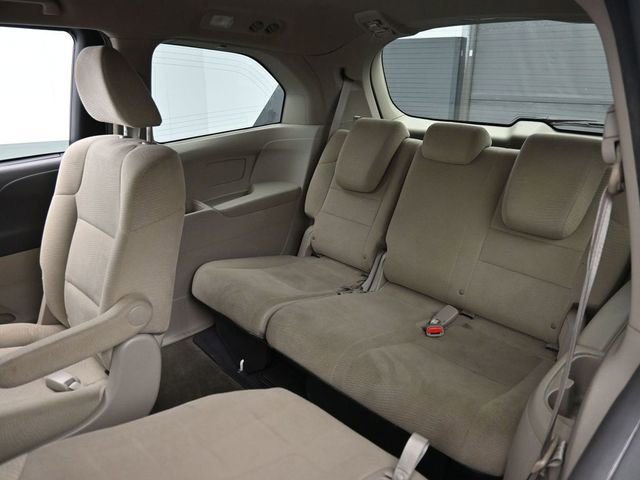Used 2013 Honda Odyssey LX image 29