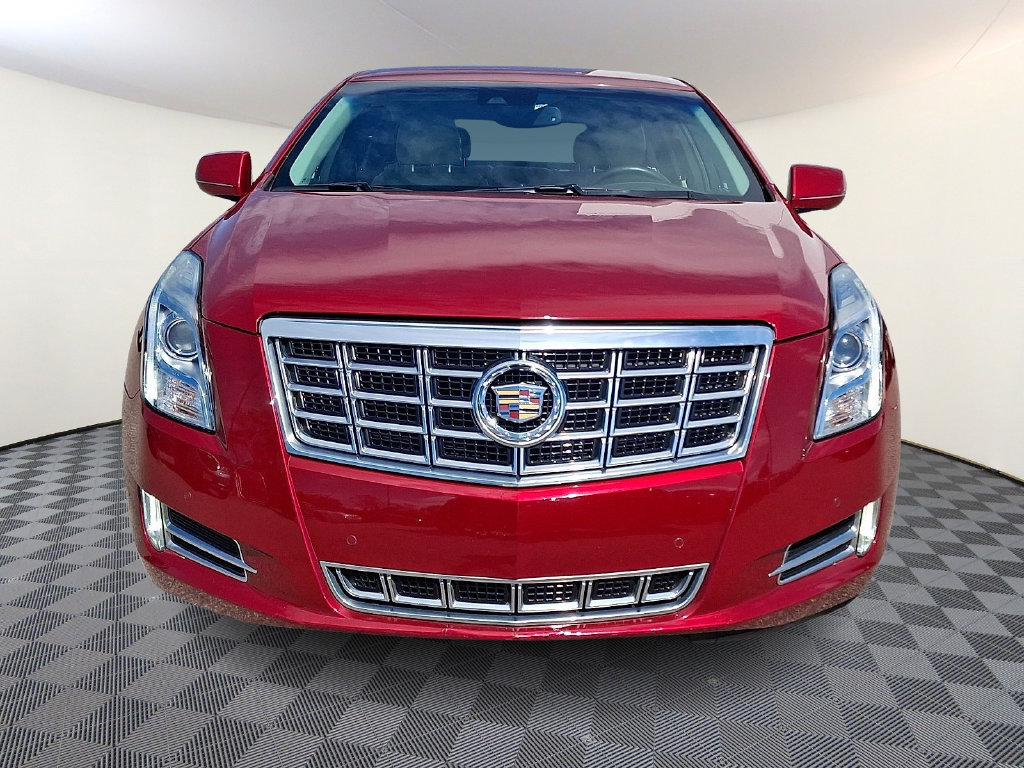 Used 2013 Cadillac XTS Luxury w/ Driver Awareness Package FWD image 2