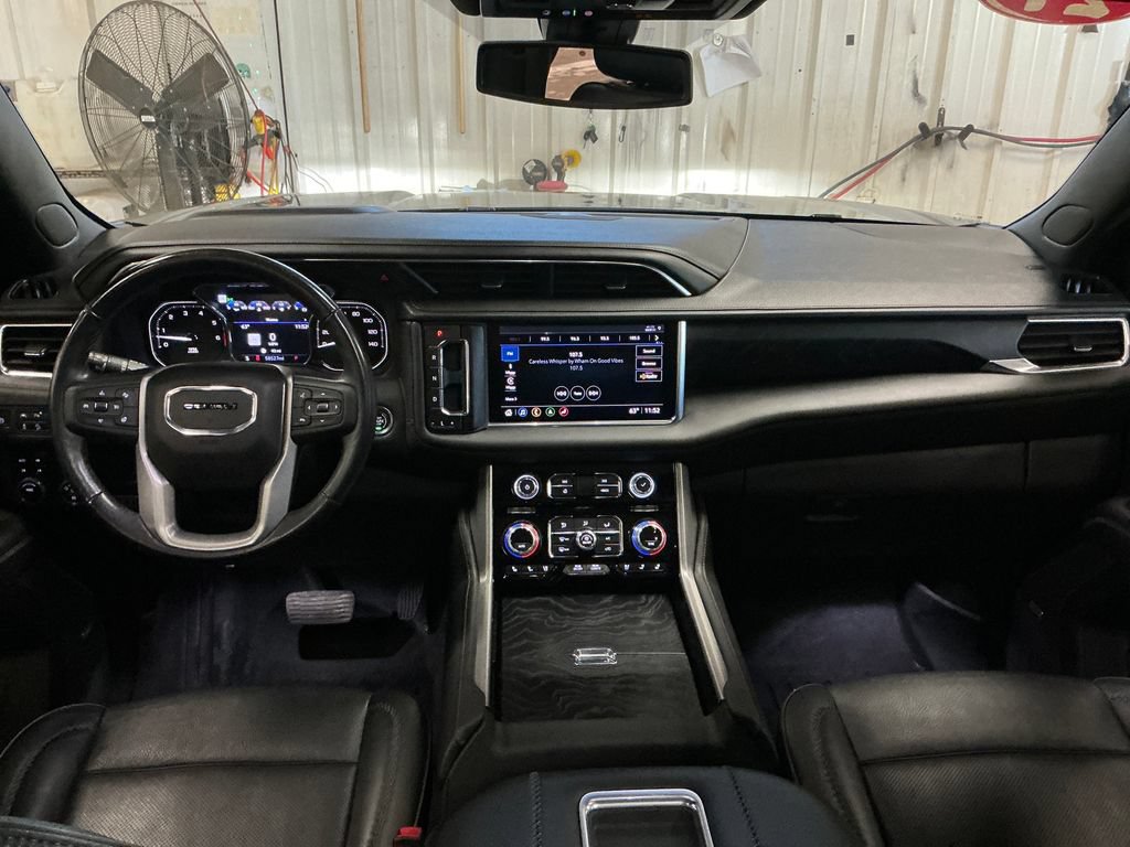 Used 2021 GMC Yukon Denali AWD/4WD image 18