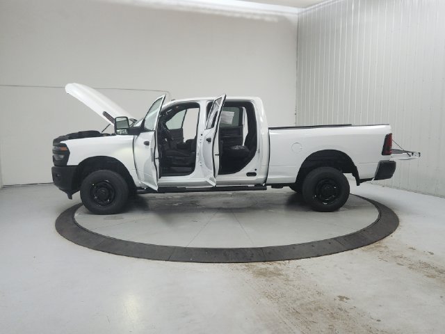 New 2026 RAM 2500 Tradesman AWD/4WD image 13