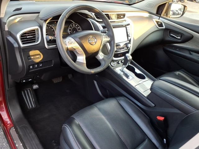 Used 2017 Nissan Murano Platinum w/ Platinum Technology Package FWD image 3