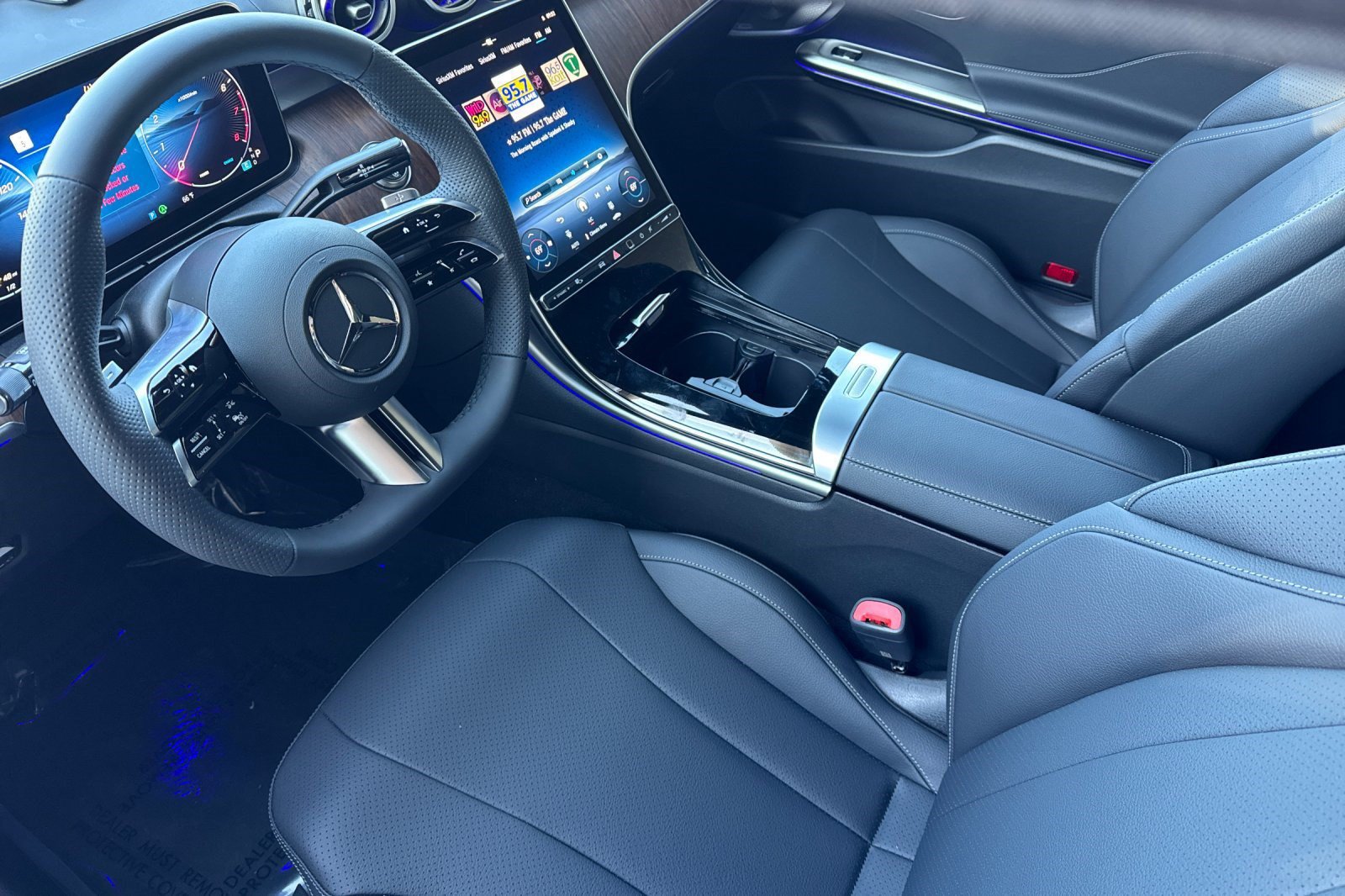 New 2027 Mercedes-Benz CLE 300 4MATIC Coupe image 4