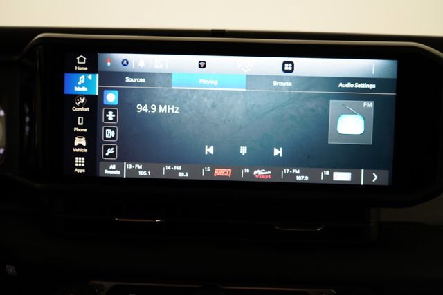 Used 2024 Jeep Wrangler Sport image 26