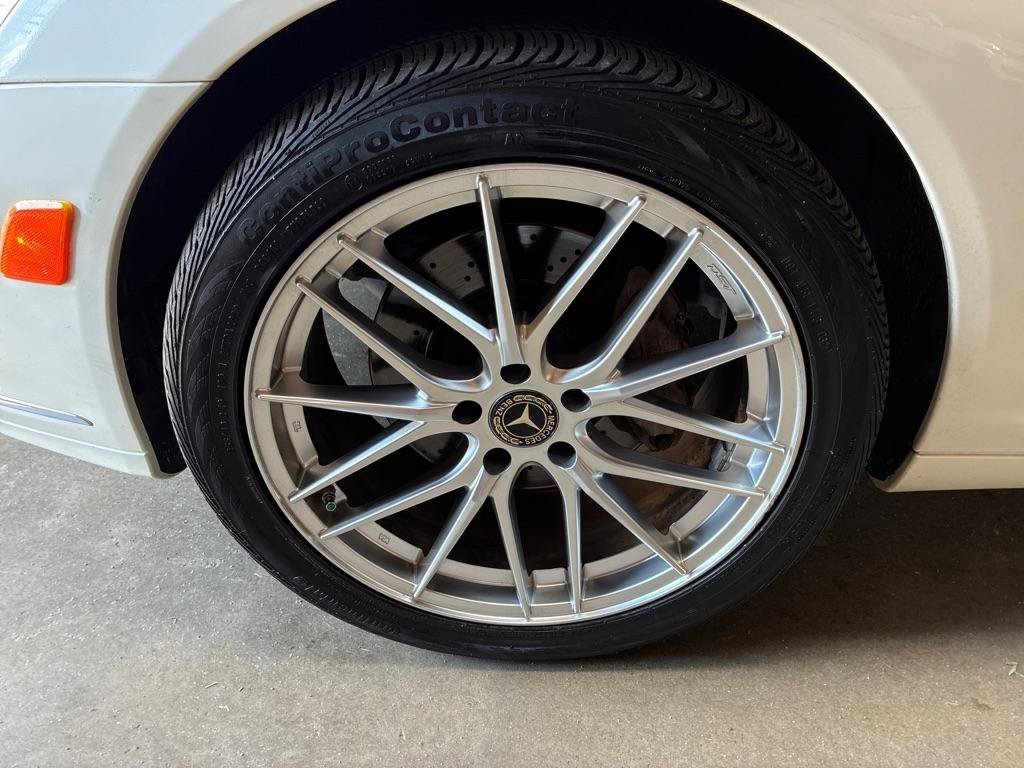 Used 2011 Mercedes-Benz S 550 image 28