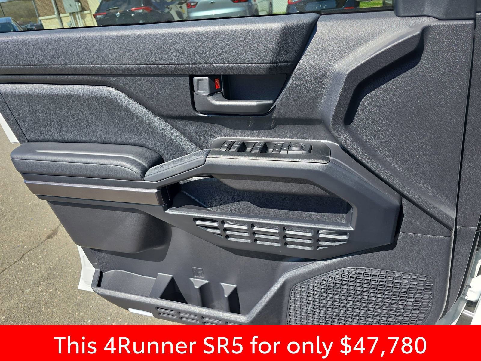 Used 2026 Toyota 4Runner SR5 image 33