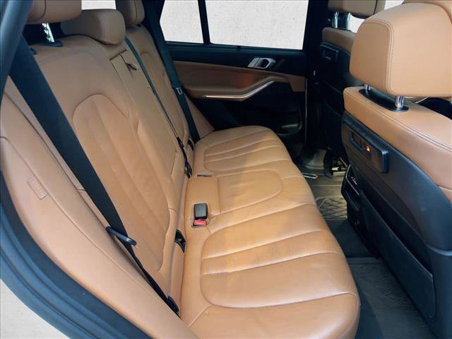 Used 2022 BMW X5 xDrive40i w/ M Sport Package image 24