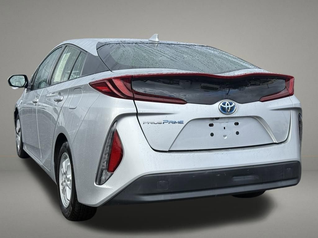 Used 2018 Toyota Prius Prime Plus image 3