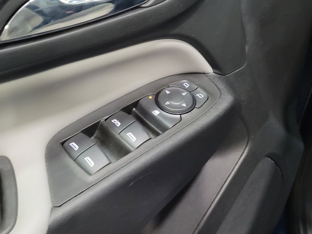 Used 2022 Chevrolet Equinox LS image 27