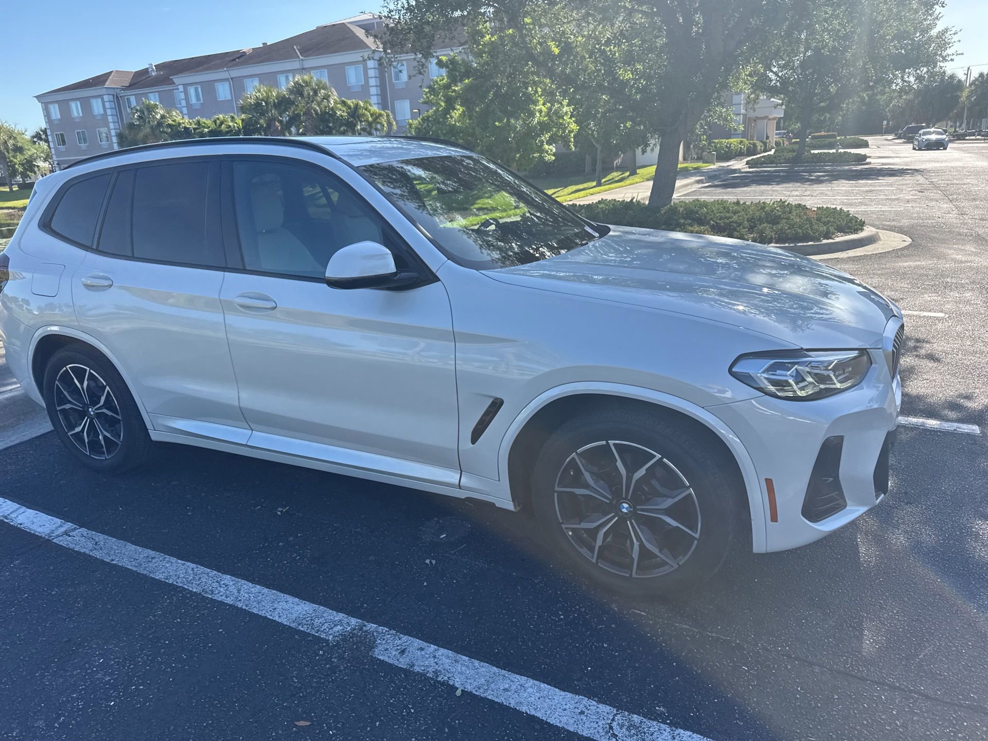 Used 2022 BMW X3 xDrive30i w/ M Sport Package 2 image 4