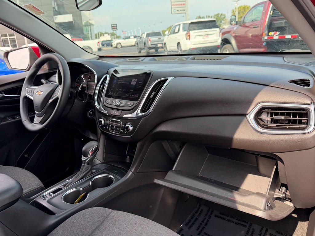 Used 2023 Chevrolet Equinox LT FWD image 12