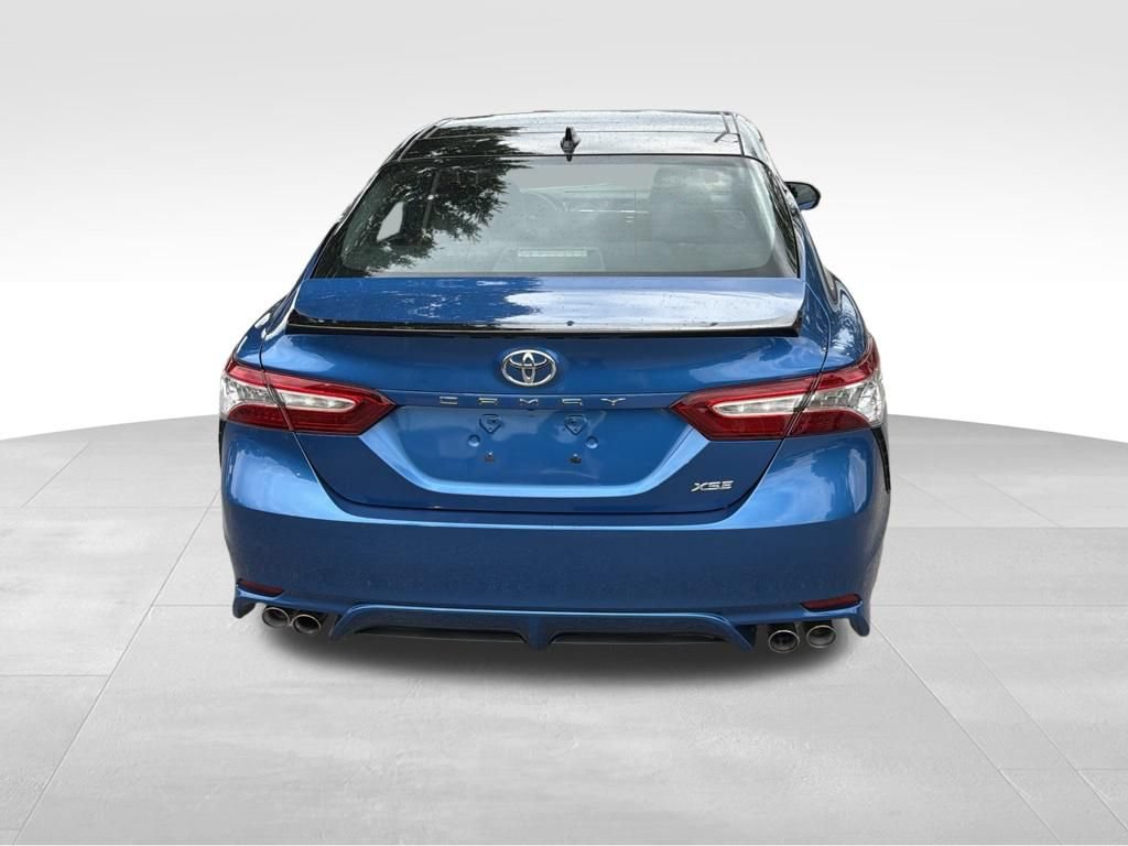 Used 2020 Toyota Camry XSE FWD image 8
