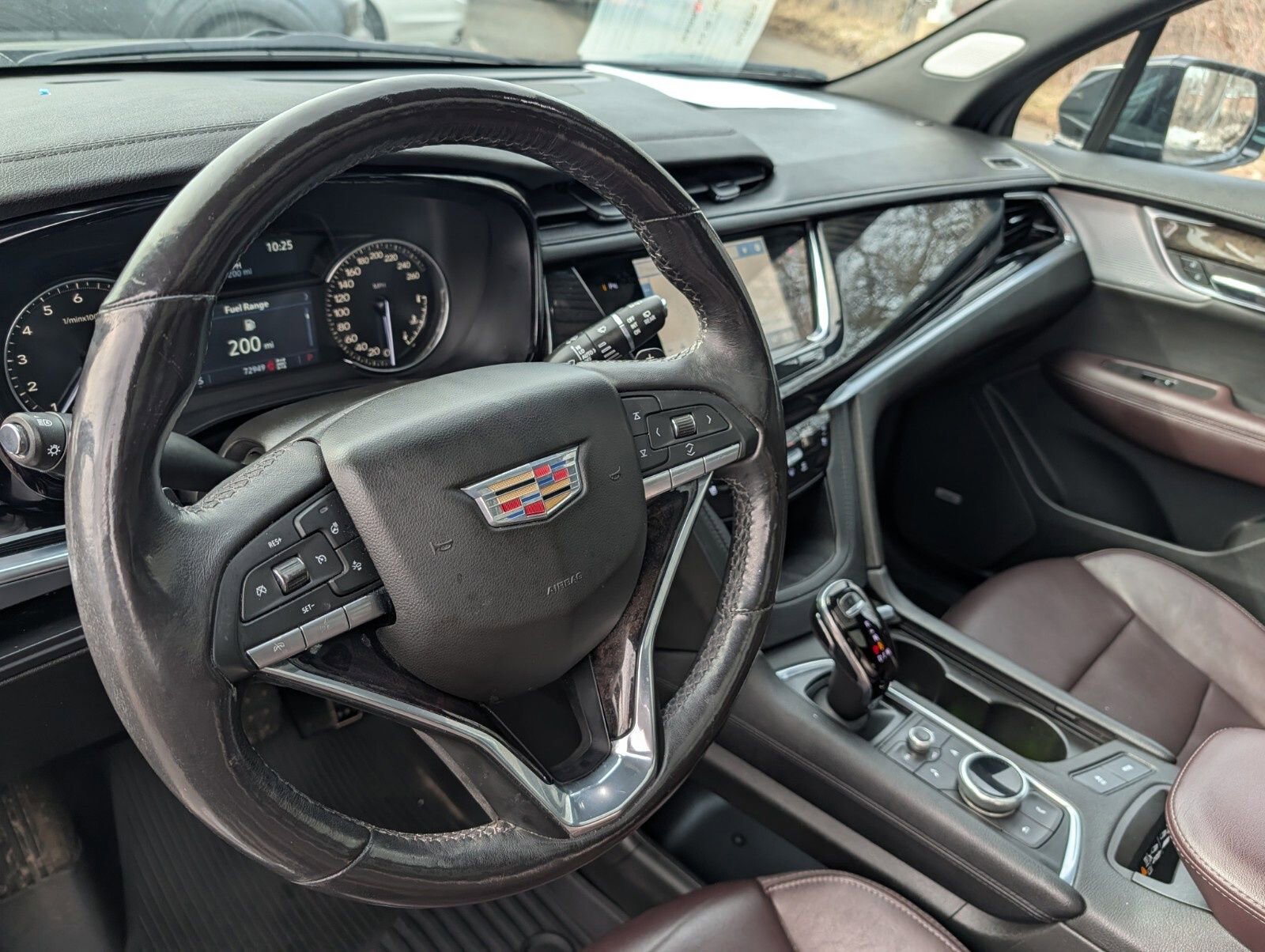 Used 2021 Cadillac XT6 Premium Luxury image 35