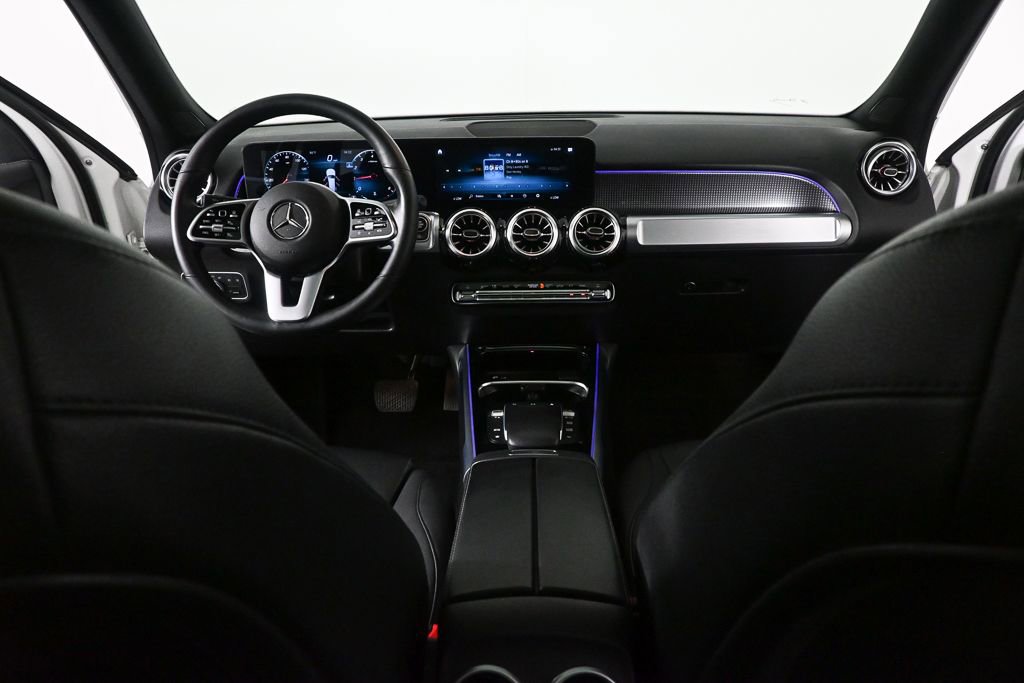 Certified 2022 Mercedes-Benz GLB 250 4MATIC image 17