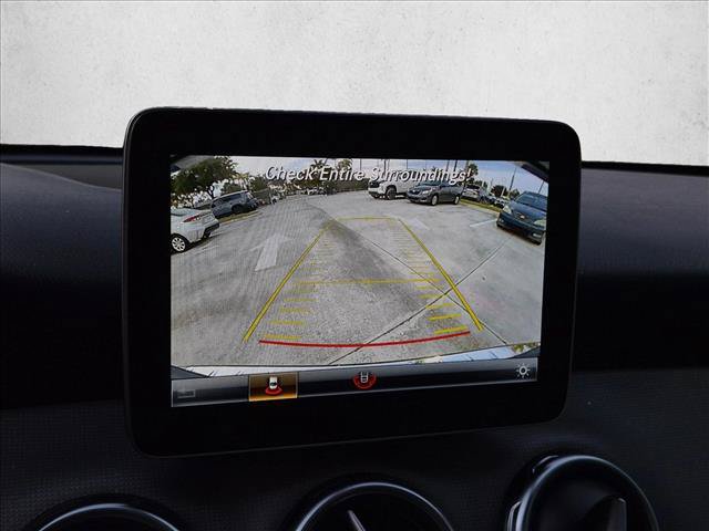 Used 2020 Mercedes-Benz GLA 250 4MATIC image 19