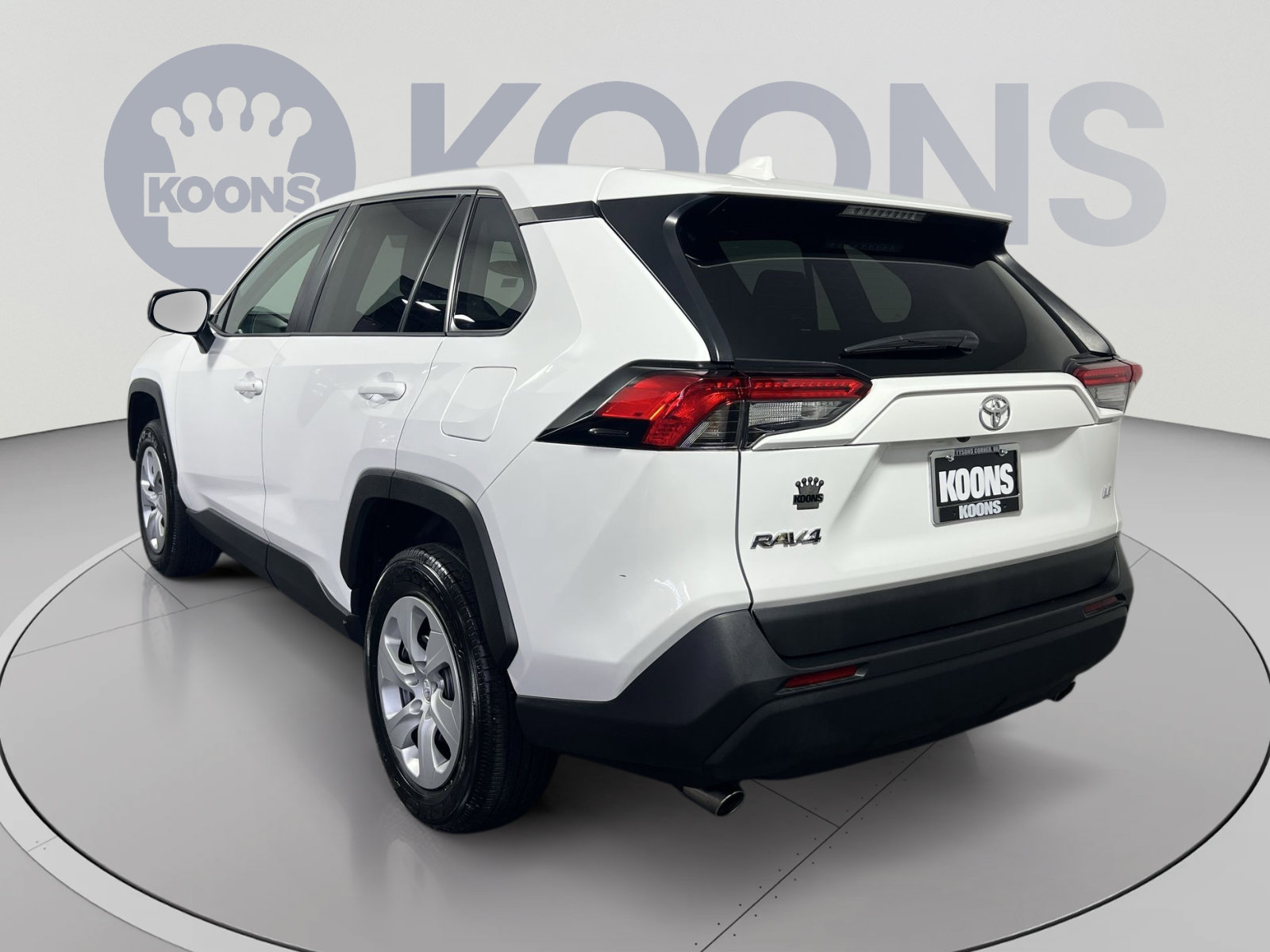 Used 2025 Toyota RAV4 LE FWD image 4