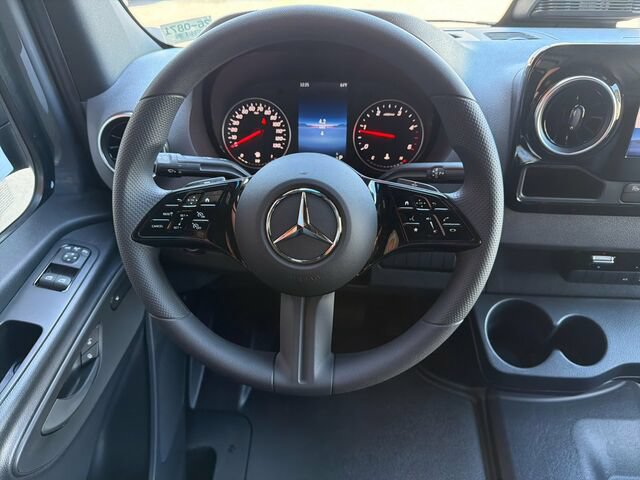 New 2026 Mercedes-Benz Sprinter 2500 image 13