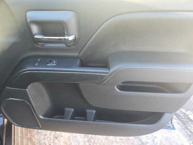 Used 2015 GMC Sierra 1500 SLE w/ All-Terrain Package image 29