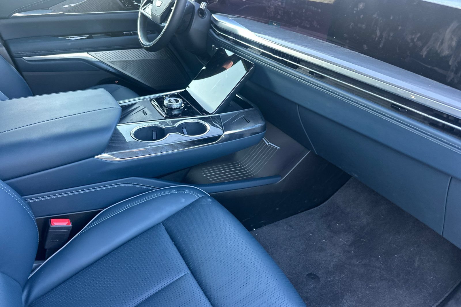 Certified 2026 Cadillac Escalade IQL Luxury AWD/4WD image 20
